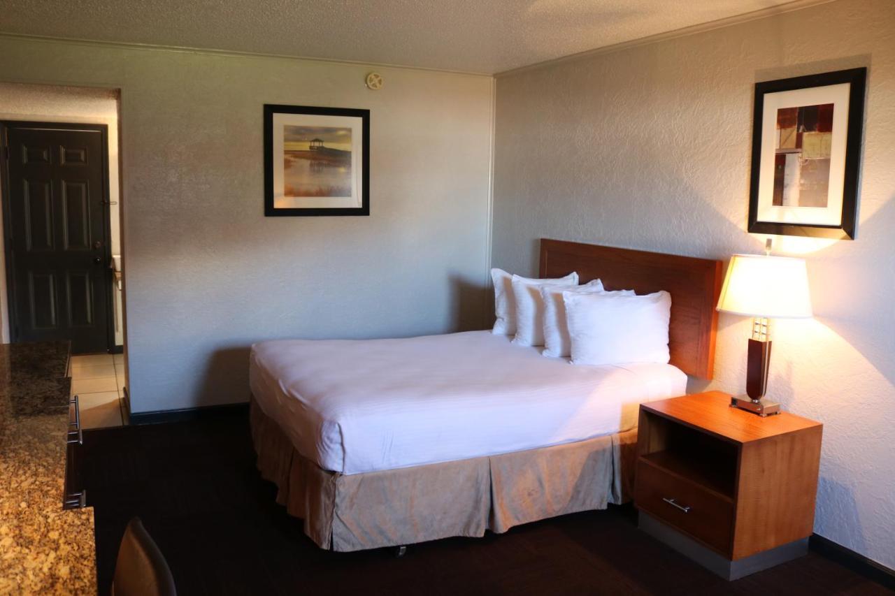 Friendship Inn Altus Exterior photo