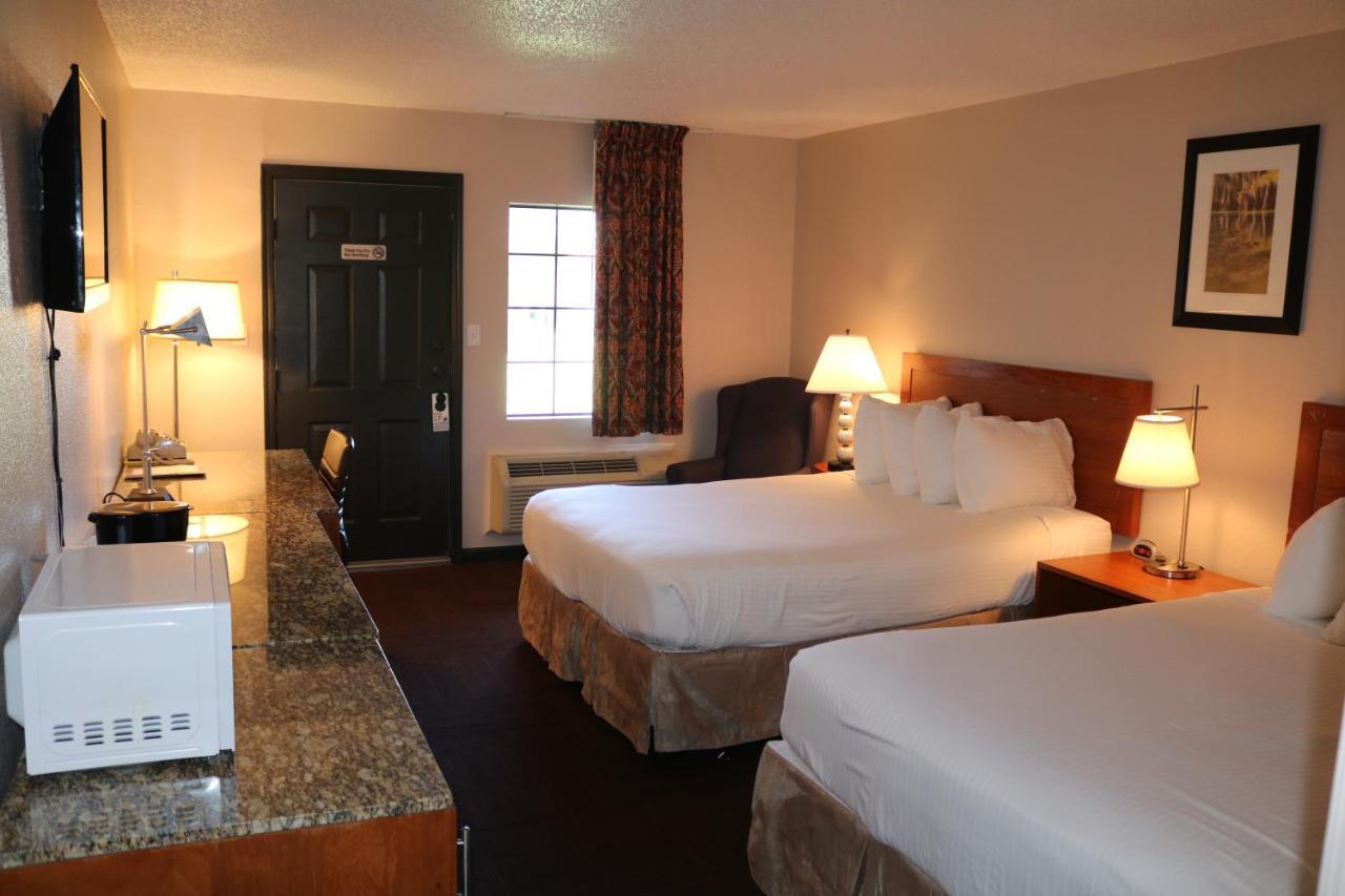 Friendship Inn Altus Exterior photo